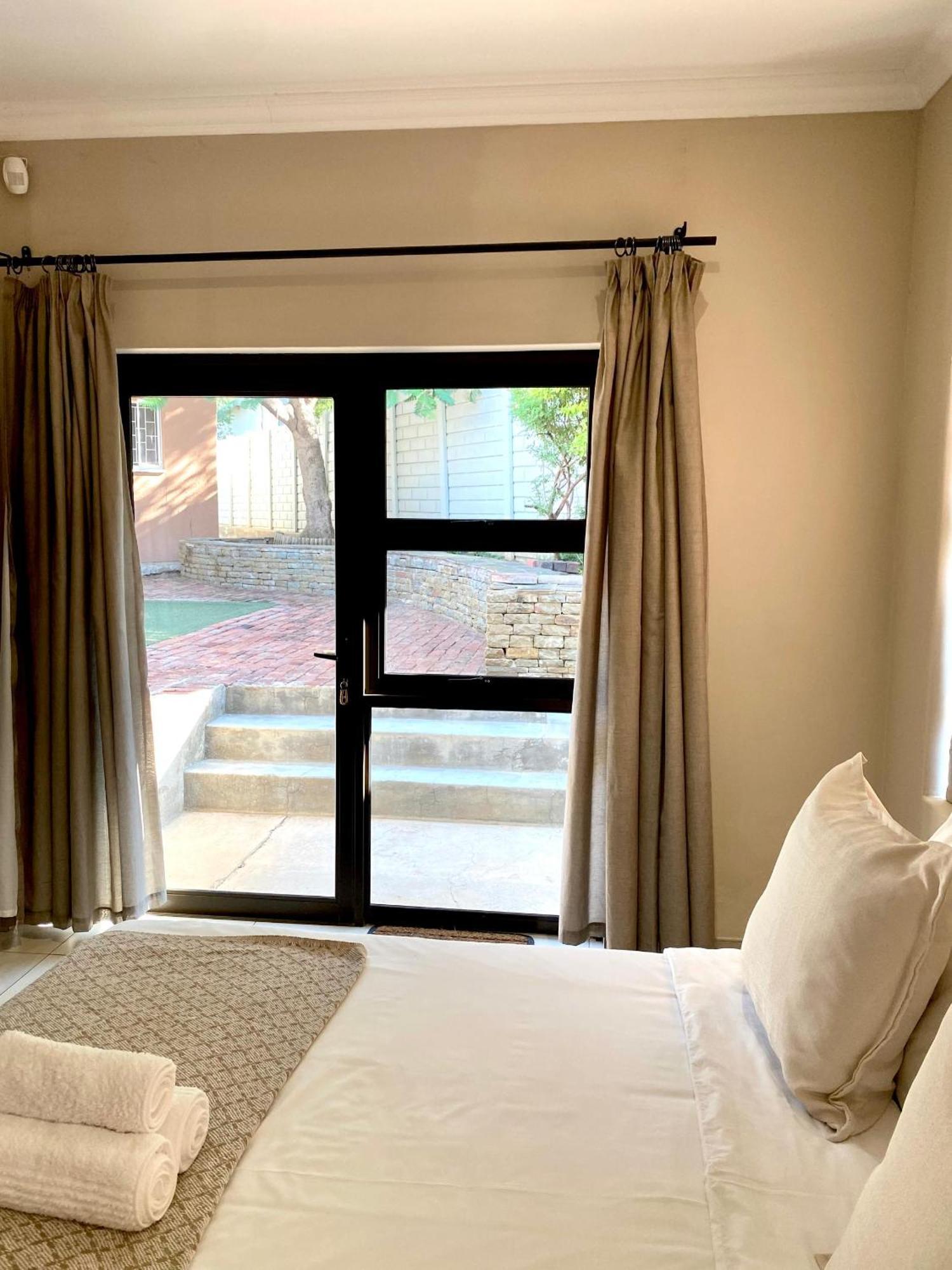 Cavallo Guesthouse Windhoek Exterior foto